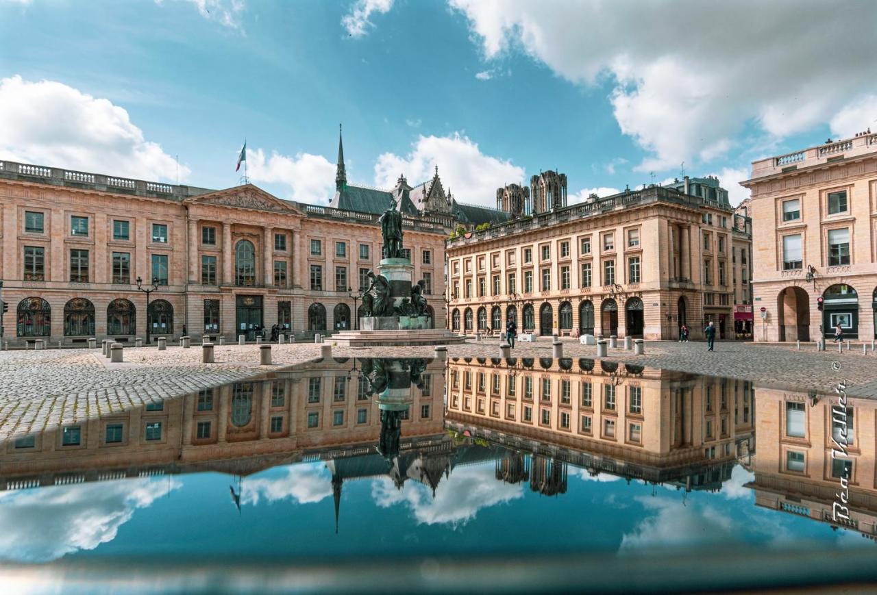 L'Hotel Des Ventes Reims Chativesle Exterior photo