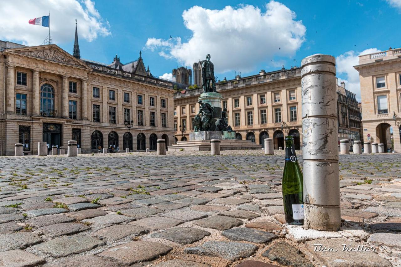 L'Hotel Des Ventes Reims Chativesle Exterior photo